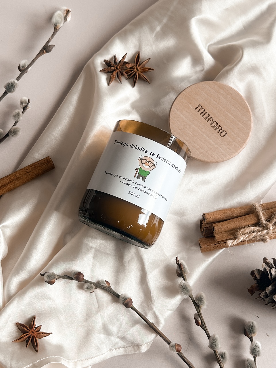 DLA DZIADKA-艣wieca sojowa o zapachu orientalnych przypraw i rumu. - obrazek 3